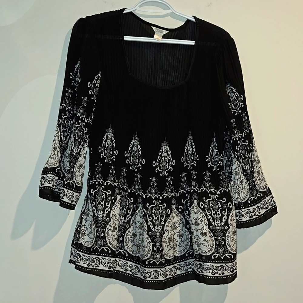 Christopher & Banks black white sheer paisley floral top. Size large.